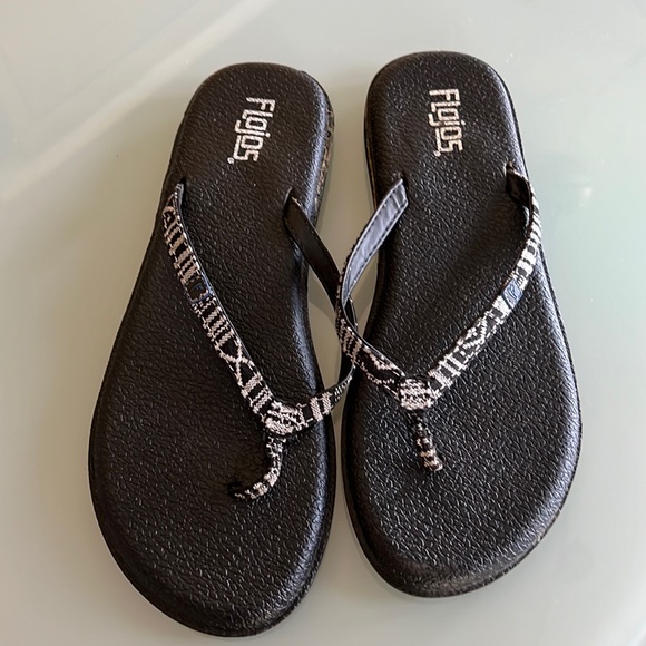 Flojos sandals - Picture 1 of 6